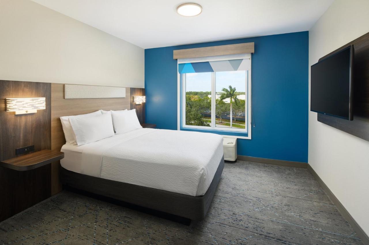 Holiday Inn Express Hotel & Suites Port St. Lucie West By Ihg Esterno foto